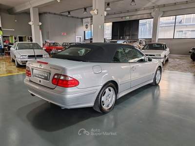 Mercedes-Benz CLK 200 K CABRIO 4 POSTI Argento usata PISTOIA