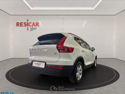 Volvo XC40  1.5 t2 momentum pro autocarro  Bianco usata Alessandria