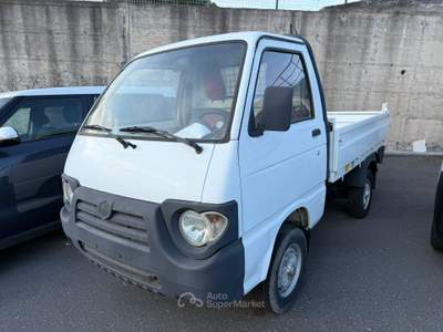 Piaggio Quargo 700 D cassone ribaltabile Bianco usata BELPASSO