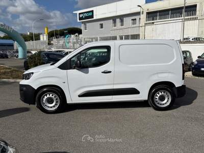 Peugeot Partner 50kwH 136cv L1 Premium 1000kg Bianco usata Roma