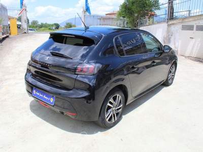 Peugeot 208 PureTech 100 S&S 5p. Allure Nero usata Padula