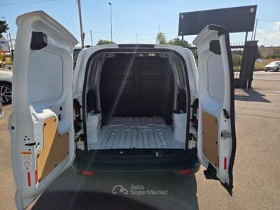 Ford Transit Courier 1.5 TDCi 75CV Van Entry Bianco usata Taranto