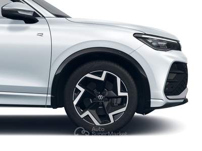 Volkswagen Tiguan 2.0 TDI 150 CV DSG R-Line Plus Argento usata San Martino Buon Albergo