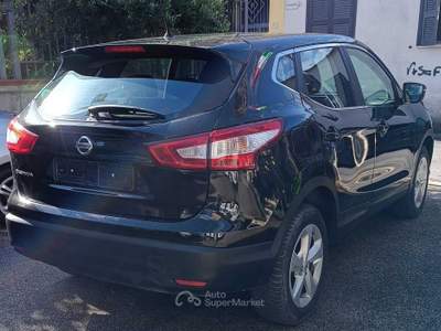 Nissan Qashqai Unico Proprietario non fumatore Nero usata Napoli