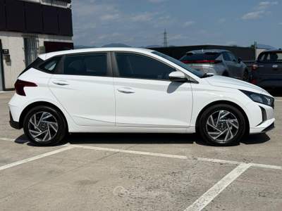 Hyundai i20 1.2 MPI MT ConnectLine ALL INCLUSIVE ZERO PENSIERI Bianco usata Rovato