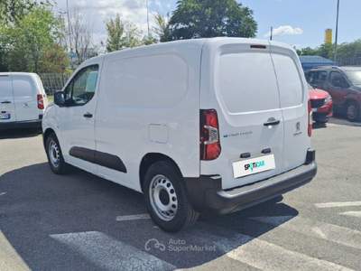 Peugeot Partner 50kwH 136cv L1 Premium 1000kg Bianco usata Roma