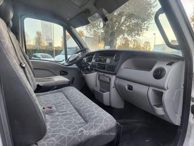Renault Trucks Mascott 130.35 GRU E RIBALTABILE Bianco usata Carugo