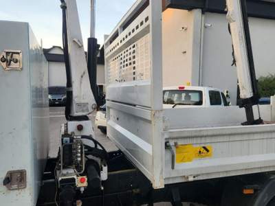 Renault Trucks Mascott 130.35 GRU E RIBALTABILE Bianco usata Carugo