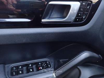 Porsche Cayenne 3.0 V6 Nero usata Quarto d'Altino