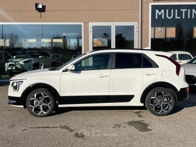 Kia Niro Tri-Fuel 1.6 GDi DCT HEV GPL Business Bianco usata Scandiano