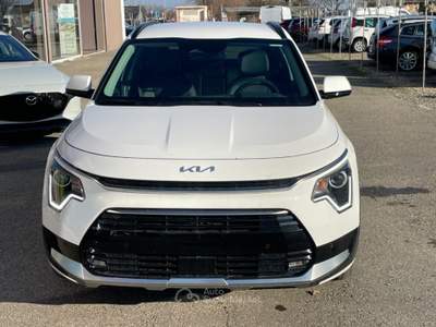 Kia Niro Tri-Fuel 1.6 GDi DCT HEV GPL Business Bianco usata Scandiano
