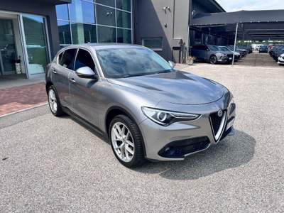 Alfa Romeo Stelvio 2.2 Turbodiesel 210 CV AT8 Q4 Executive Grigio usata Pieve di Soligo
