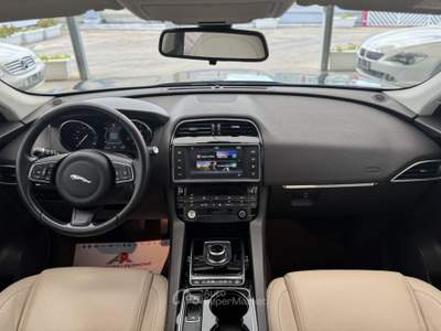 Jaguar F-Pace 2.0 D 180cv AWD Prestige - Motore nuovo Blu/Azzurro usata Castellaneta
