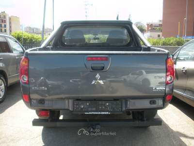 Mitsubishi L200 pick-up Nero usata Frosinone