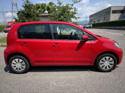 Volkswagen up! up! 5p 2017 5p 1.0 eco High 68cv Rosso usata TRAVAGLIATO