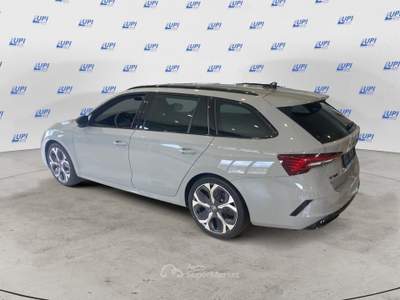 Skoda Octavia 2.0 TSI RS DSG Argento usata Pistoia