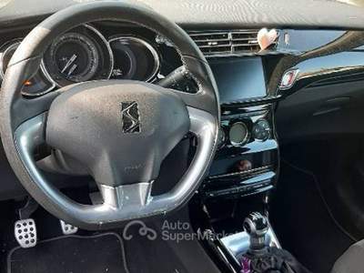 DS Automobiles DS 3 sport chic Grigio usata Tremezzina