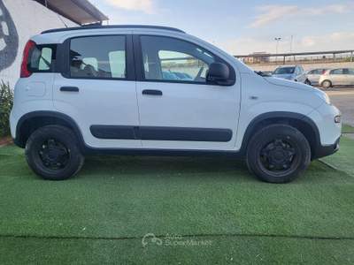 Fiat Panda FIAT Panda 1.3 Mjet 95cv. S&S 4X4 Uniprò Bianco usata Bari