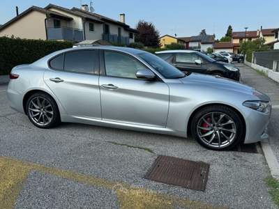 Alfa Romeo Giulia ROSSO EDIZIONE - 18” Argento usata Carbonera