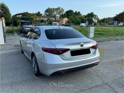 Alfa Romeo Giulia ROSSO EDIZIONE - 18” Argento usata Carbonera