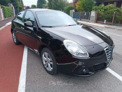 Alfa Romeo Giulietta 1.4 Turbo Distinctive Nero usata BERGAMO