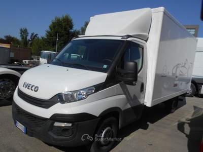 Iveco Daily DAILY  CABINATO Bianco usata PARMA
