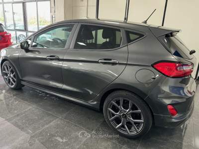 Ford Fiesta 1.0 Ecoboost Hybrid 125 CV 5 porte ST-Line Grigio usata Medesano