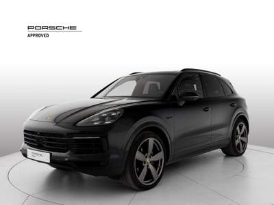 Porsche Cayenne 3.0 V6 E-Hybrid Nero usata Milano