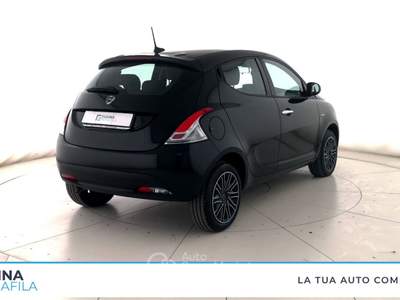 Lancia Ypsilon  - ypsilon 1.0 firefly hybrid gold s&s 70cv 5p.ti Nero usata Marcianise