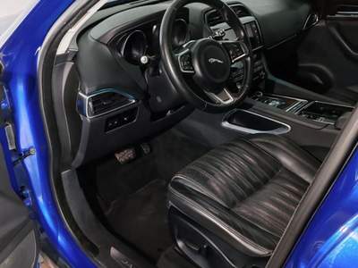 Jaguar F-Pace 2.0d Portfolio AWD 240cv Auto + Navi + Camera Blu/Azzurro usata Torino