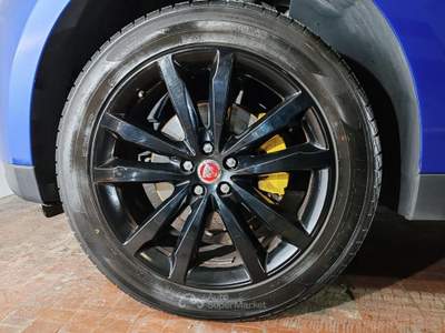 Jaguar F-Pace 2.0d Portfolio AWD 240cv Auto + Navi + Camera Blu/Azzurro usata Torino