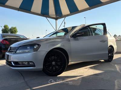 Volkswagen Passat Var. 2.0 TDI DSG High. BM.Tech. Argento usata ALTAMURA