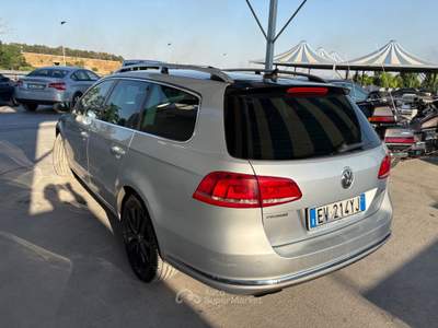 Volkswagen Passat Var. 2.0 TDI DSG High. BM.Tech. Argento usata ALTAMURA