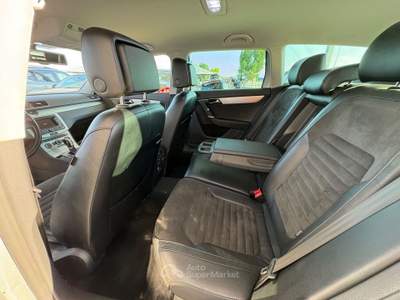 Volkswagen Passat Var. 2.0 TDI DSG High. BM.Tech. Argento usata ALTAMURA