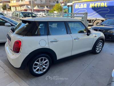 MINI 1.5 Cooper D Hype 5 1.5 One D Business XL Bianco usata Castellana Grotte