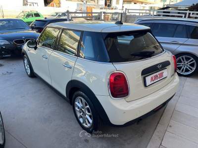 MINI 1.5 Cooper D Hype 5 1.5 One D Business XL Bianco usata Castellana Grotte