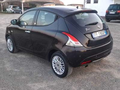 Lancia Ypsilon LANCIA  Ypsilon 1.2 69 CV 5 porte GPL Ecochic Gold Nero usata Campagnola Emilia