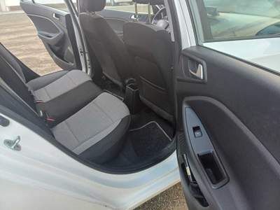 Hyundai i20 Hyundai i20 1.1 CRDi 12V Bianco usata Campagnola Emilia