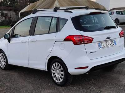 Ford B-Max Ford B-Max 1.5 TDCi 75 CV Business Titanium Bianco usata Campagnola Emilia