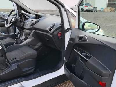 Ford B-Max Ford B-Max 1.5 TDCi 75 CV Business Titanium Bianco usata Campagnola Emilia