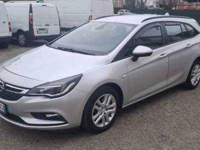 Opel Astra Opel Astra 1.6 CDTI 110CV Grigio usata Campagnola Emilia