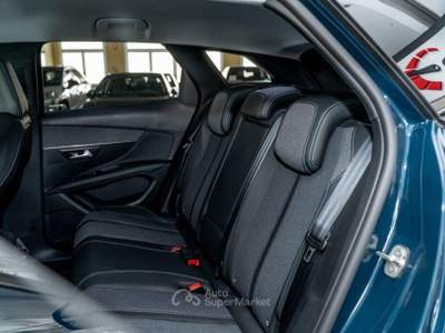 Peugeot 3008 1.6 Hybrid phev 225cv e-EAT8 Allure Blu/Azzurro usata Seveso