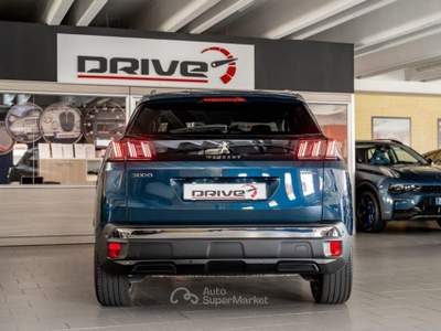 Peugeot 3008 1.6 Hybrid phev 225cv e-EAT8 Allure Blu/Azzurro usata Seveso