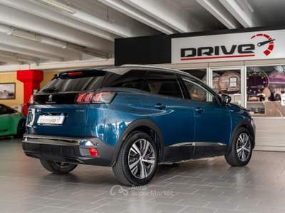 Peugeot 3008 1.6 Hybrid phev 225cv e-EAT8 Allure Blu/Azzurro usata Seveso