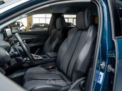 Peugeot 3008 1.6 Hybrid phev 225cv e-EAT8 Allure Blu/Azzurro usata Seveso