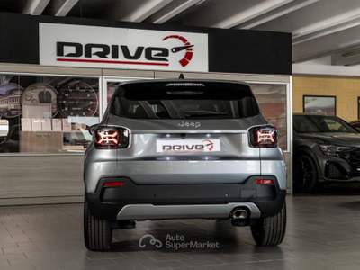 Jeep Avenger 1.2 Turbo 100 CV Summit Grigio usata Seveso