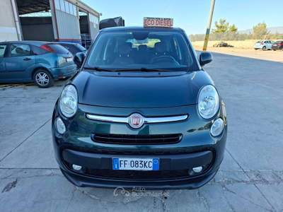 Fiat 500L Living 1.3 Multijet 95 CV Lounge 7 POSTI Oro usata ANDRIA