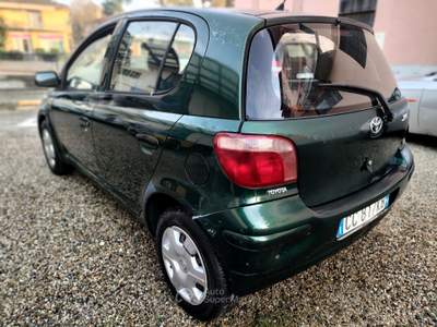 Toyota Yaris 1.4 D-4D cat 5p Sol Verde usata SAN MARTINO SICCOMARIO