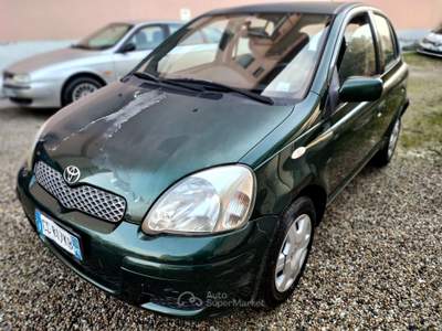 Toyota Yaris 1.4 D-4D cat 5p Sol Verde usata SAN MARTINO SICCOMARIO