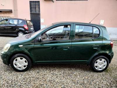 Toyota Yaris 1.4 D-4D cat 5p Sol Verde usata SAN MARTINO SICCOMARIO